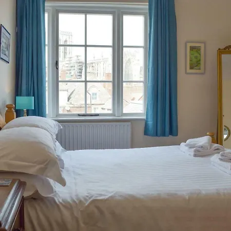 Granary Court Holiday home York